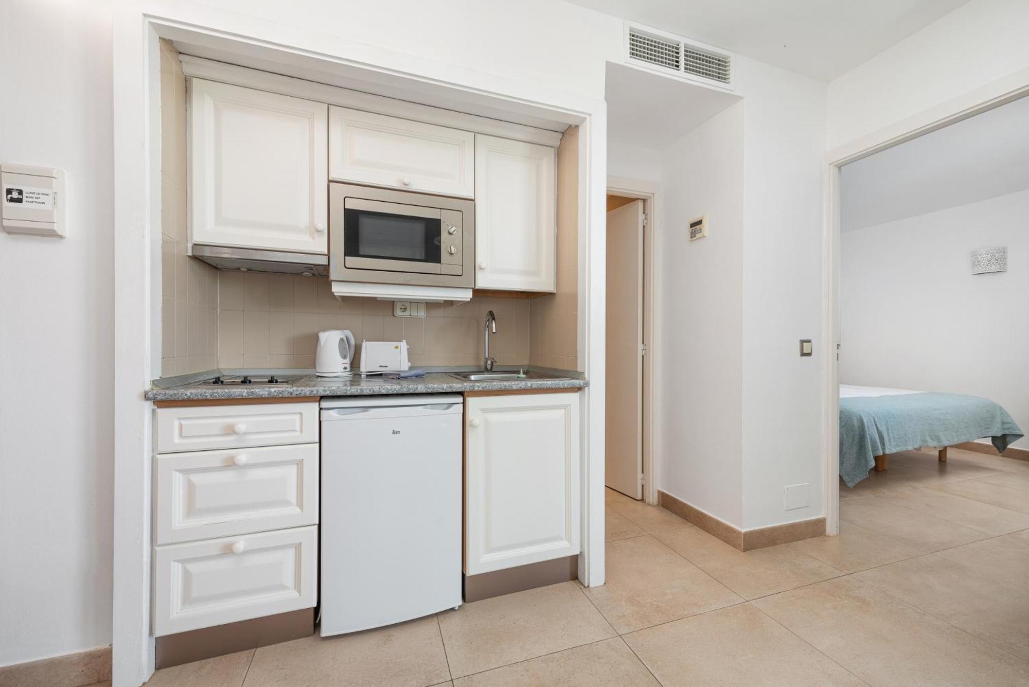 Apartamentos Ferrera Pins Cala Ferrera  Eksteriør billede
