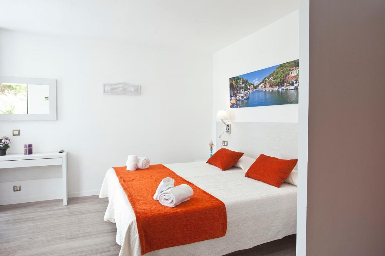Apartamentos Ferrera Pins Cala Ferrera  Eksteriør billede